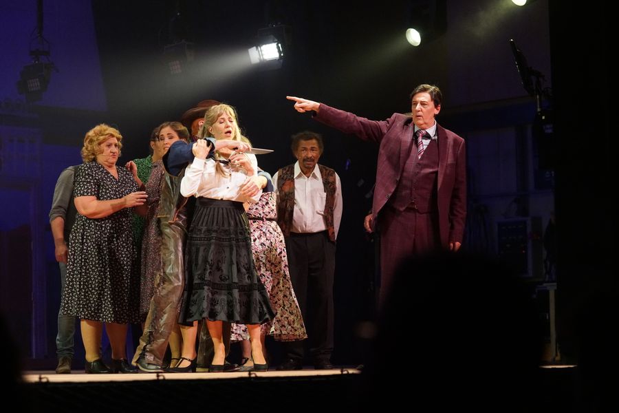 Curtains EMT 15 okt 22 - _81_resultaat.jpg Curtains EMT 15 okt 22 - _81_resultaat.jpg